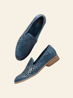 Anthropologie Silent D Perforated Slip-On Loafers Blue Low Heel Size 7